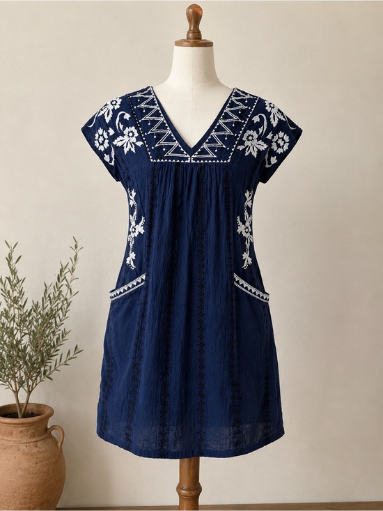Lucky Brand Dresses & Skirts - Lucky Brand Women’s XS Navy Embroidered Mini Dress Boho Short Sleeve Pockets